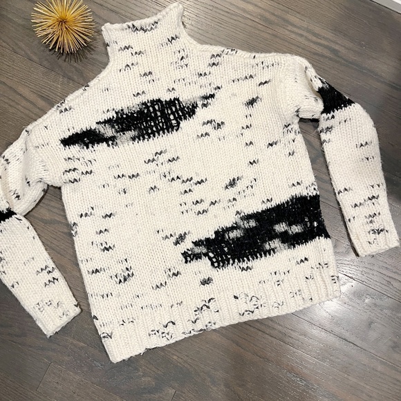 LINE Earnest Spacedye Turtleneck Sweater Size XS - Picture 5 of 6